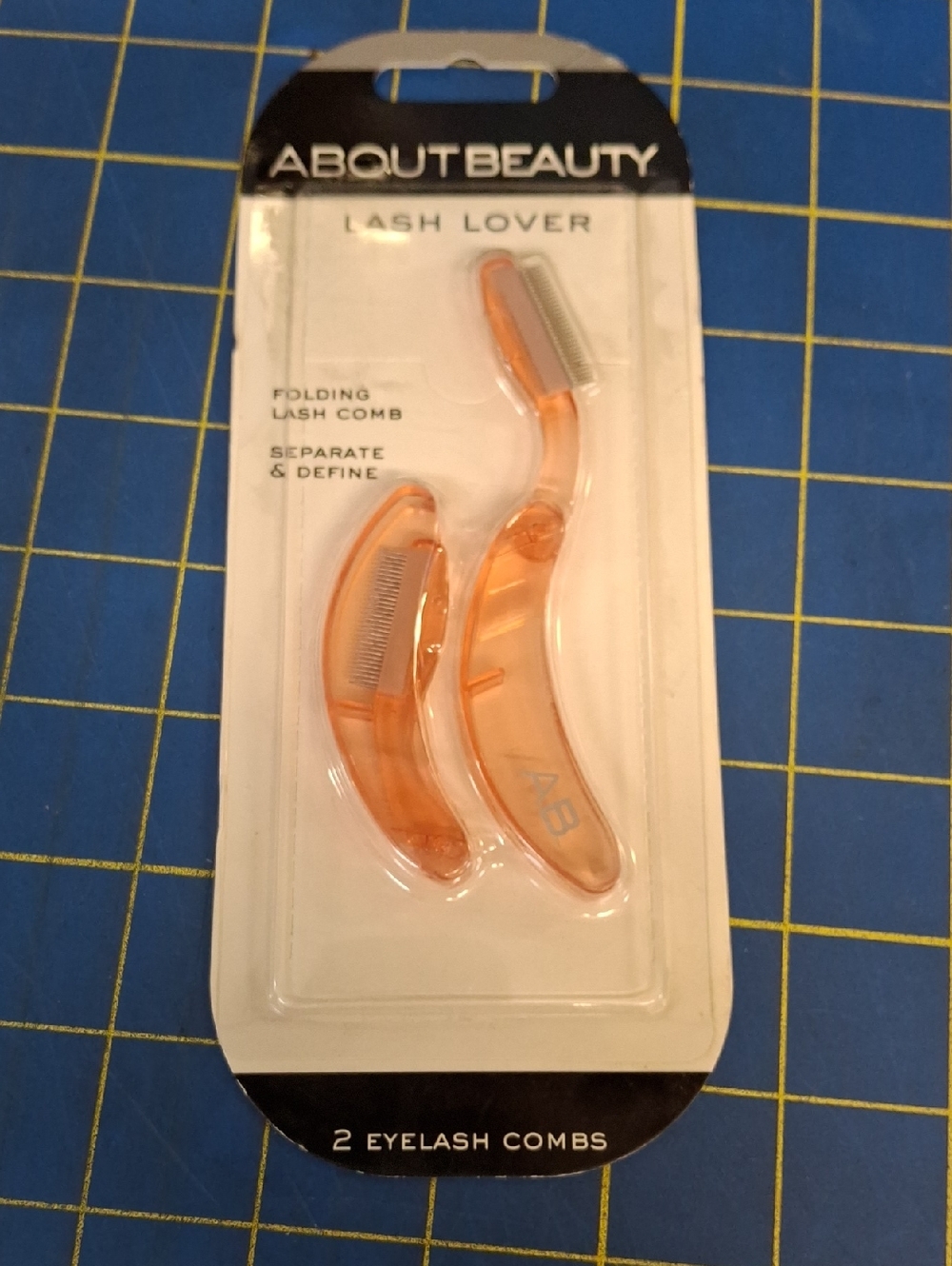 ABOUT BEAUTY Lash Lover Eyelash Combs - New